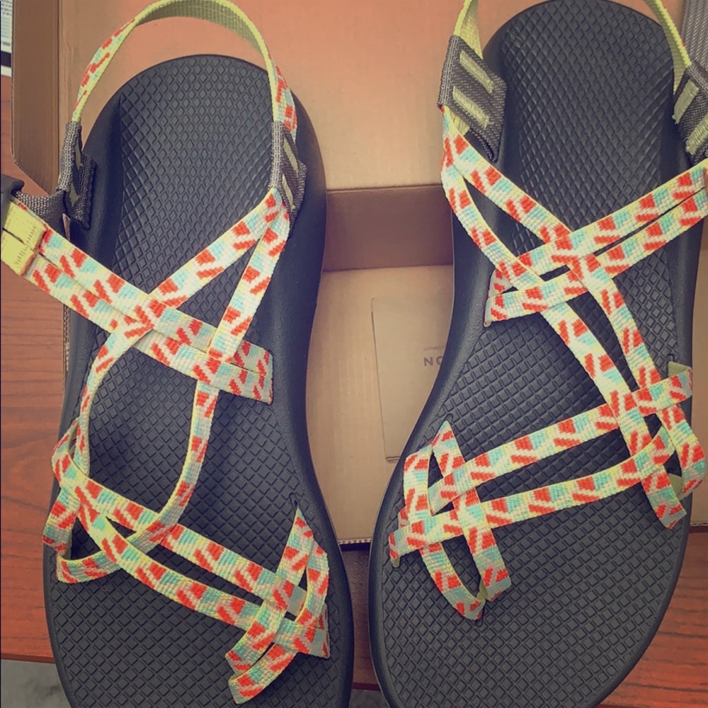 Chacos zx2 size 11 medium width NWOT